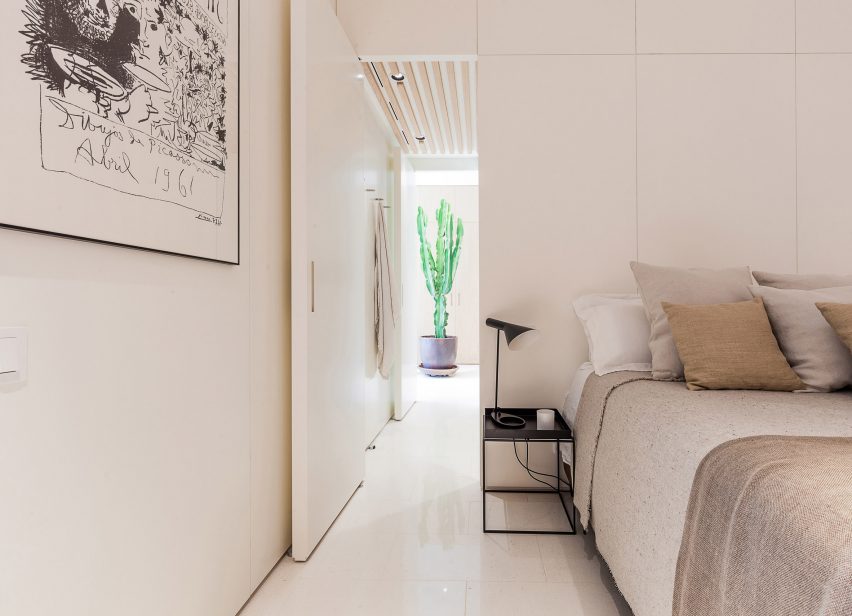 Interiors of Argentona Apartment, designed by YLAB Arquitectos