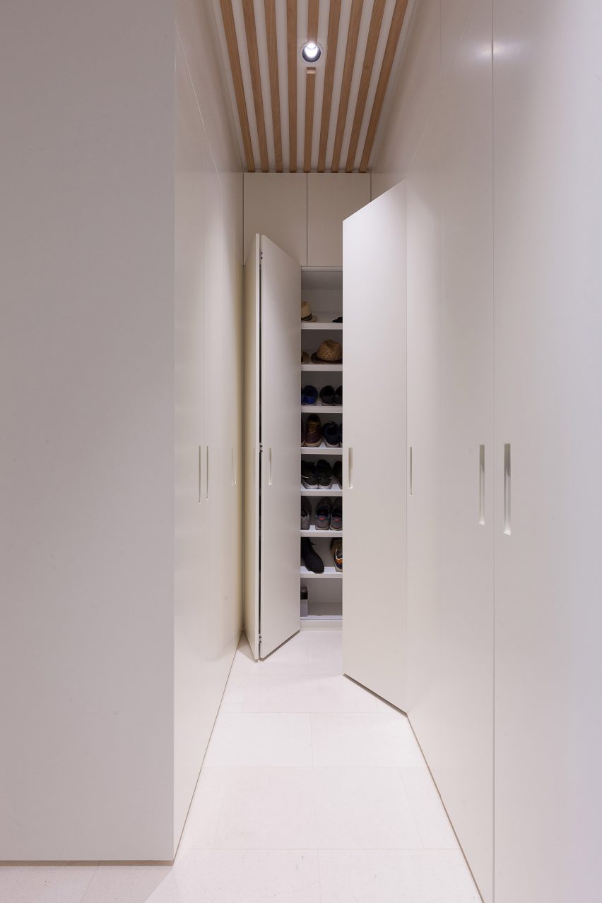 Interiors of Argentona Apartment, designed by YLAB Arquitectos