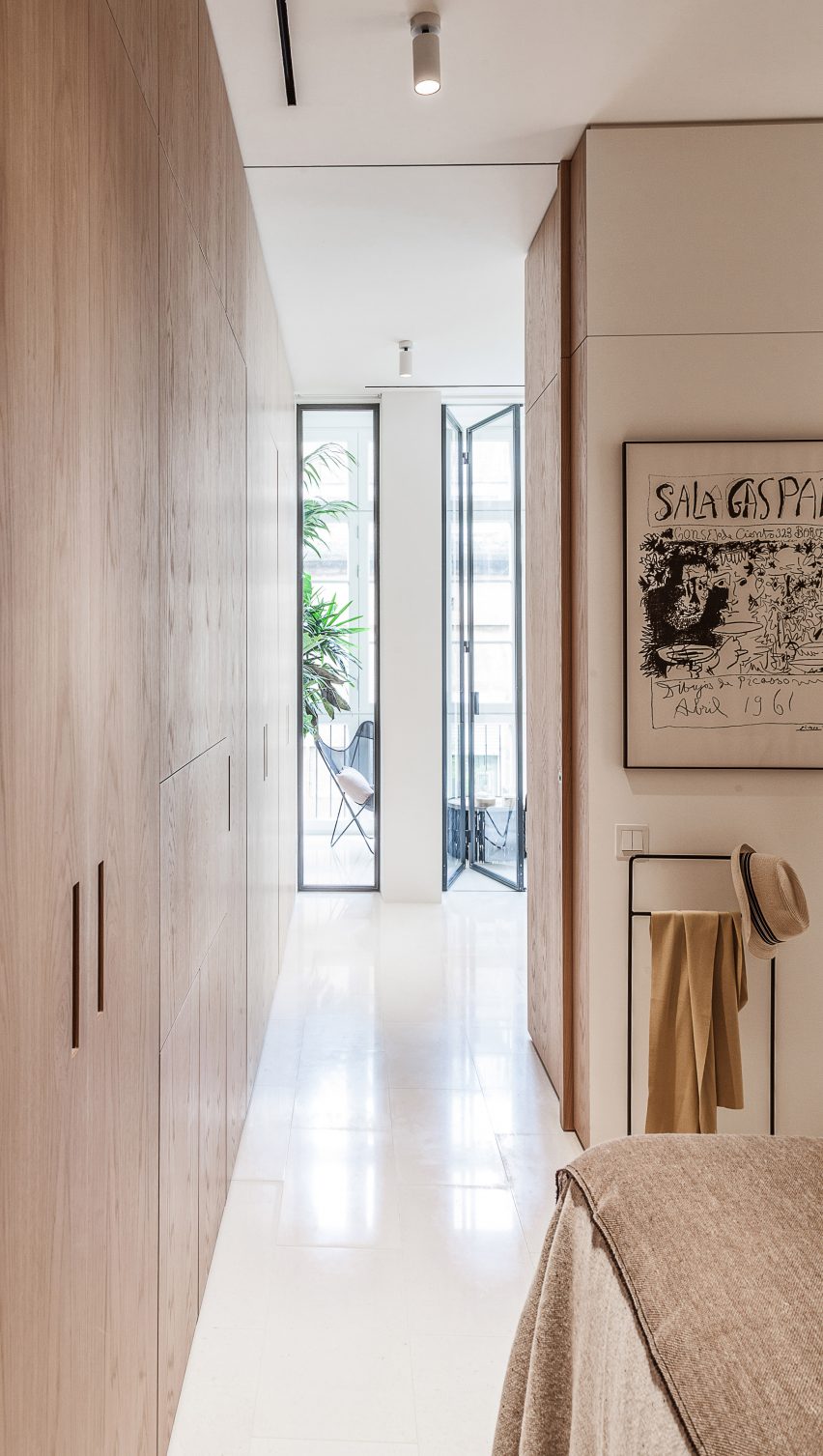 Interiors of Argentona Apartment, designed by YLAB Arquitectos
