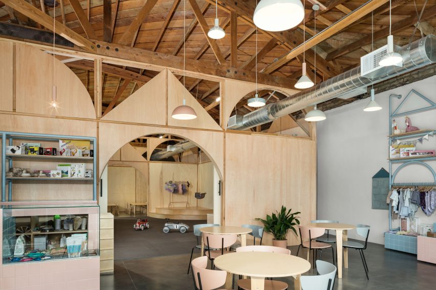 Big and Tiny co-working space and kindergarten by Zooco Estudio