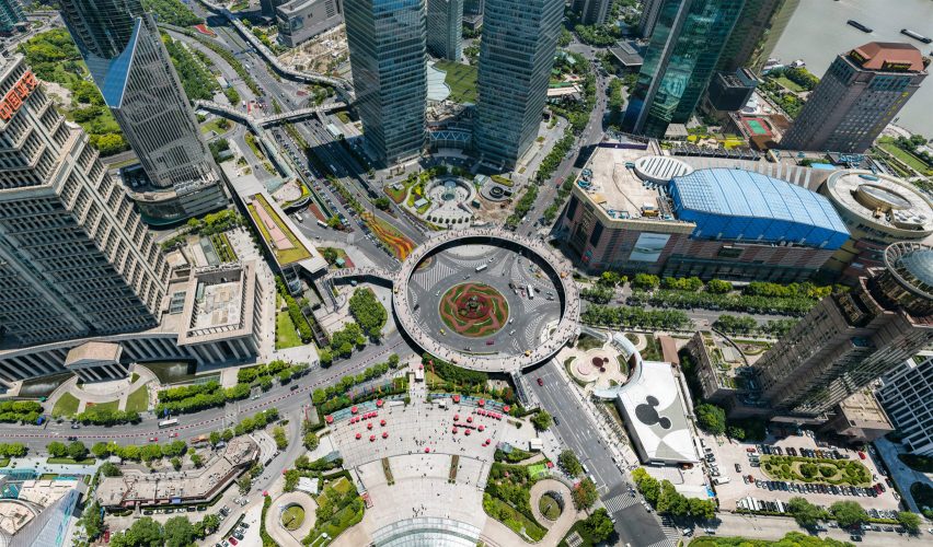 195-gigapixel photo of Shanghai allows viewers to zoom in on street-level detail