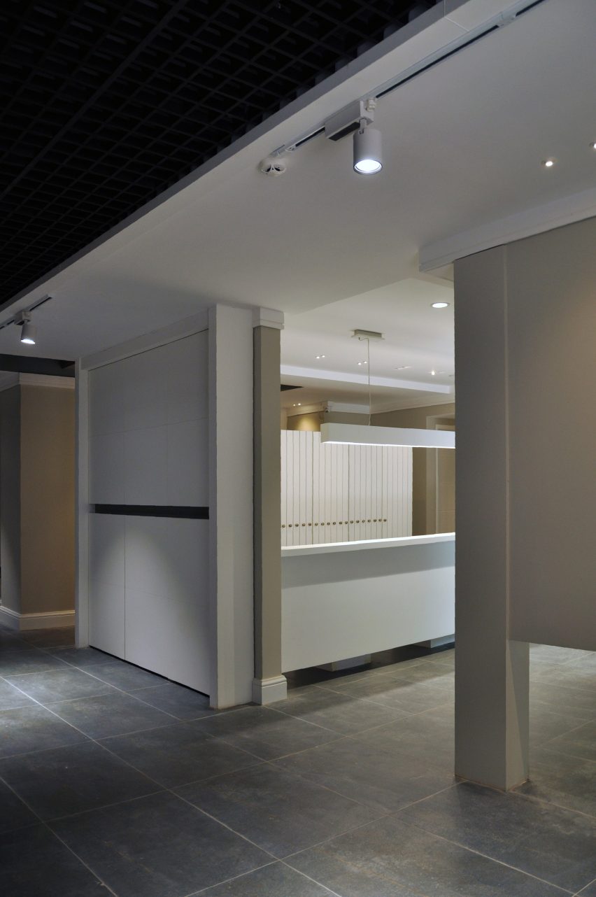 Bouzarjomehr Co. Gallery and Showroom by WHY Architects Group
