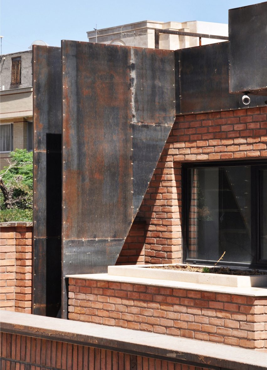 Bouzarjomehr Co. Gallery and Showroom by WHY Architects Group