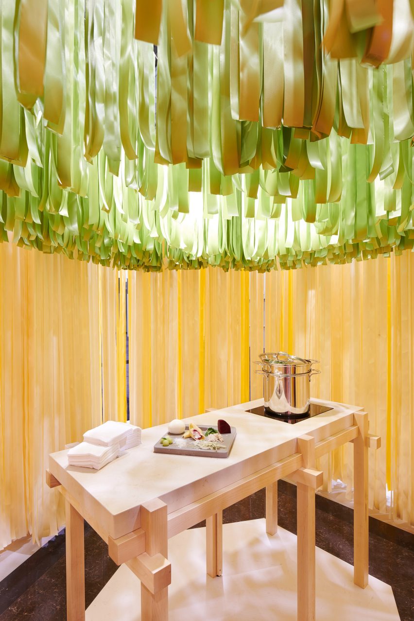 Caesarstone by Marije Vogelzang