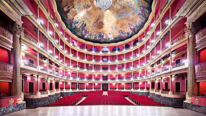 Candida Höfer In Mexico photography exhibition at Sean Kelly gallery