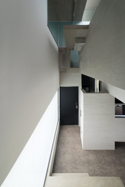 Casa BLQ by Luciano Kruk Arquitectos