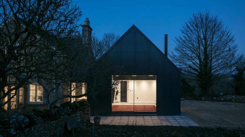 Corrugated metal extension by Eastabrook Architects