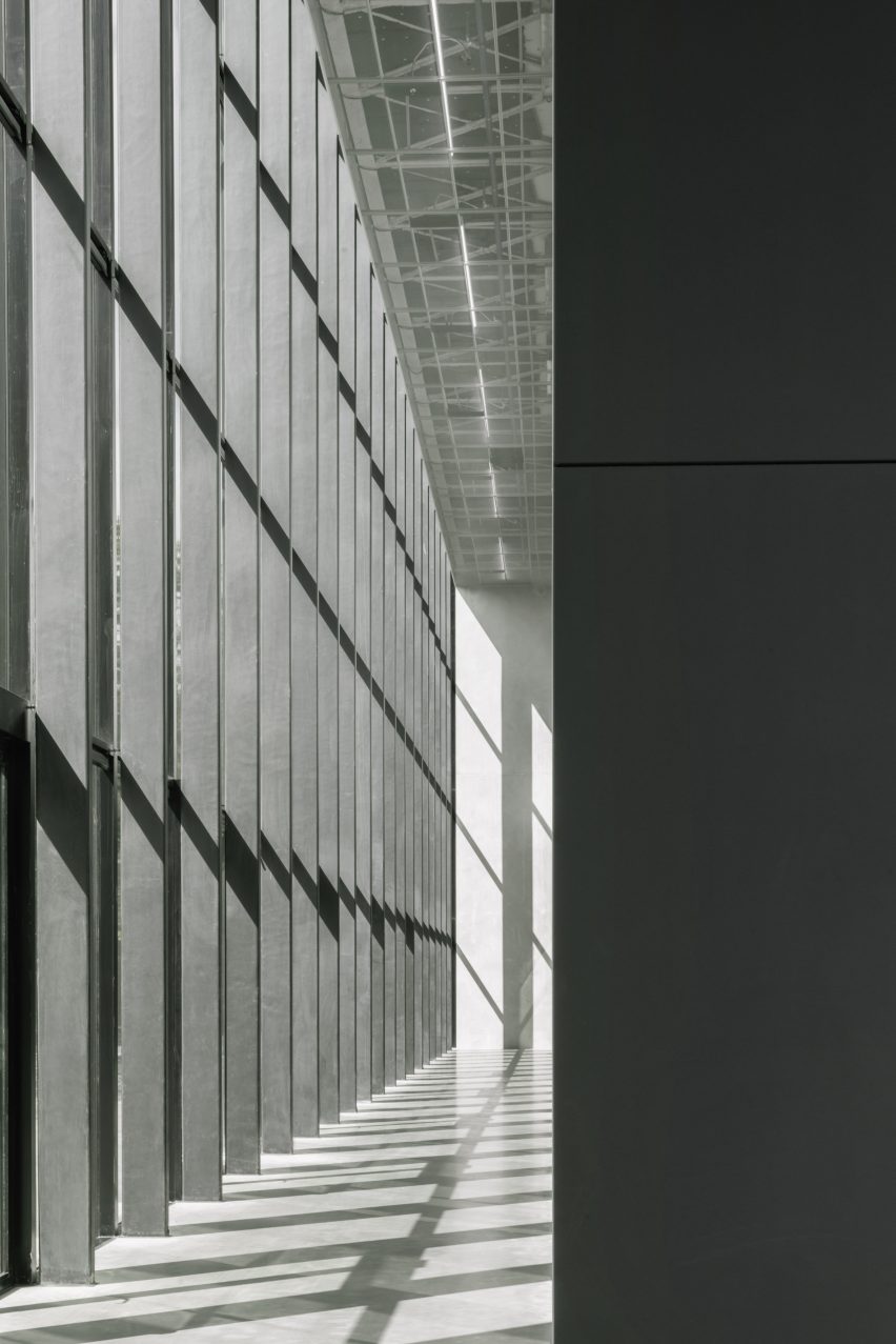 Cube Education and Self-Study Centre at Tilburg University in The Netherlands by KAAN Architecten