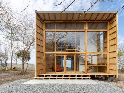 Don Juan House by Emilio Lopez
