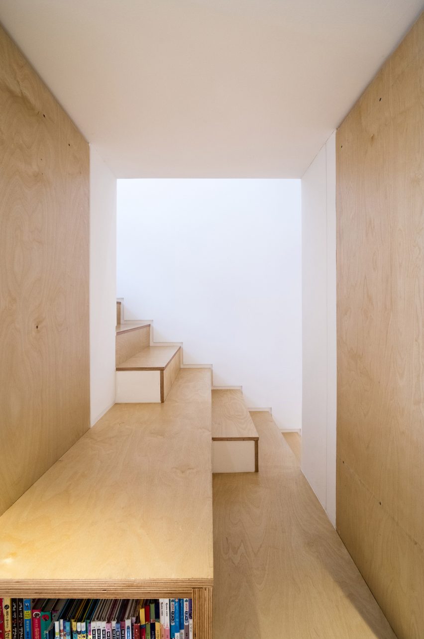 Five-Storey House by stpmj