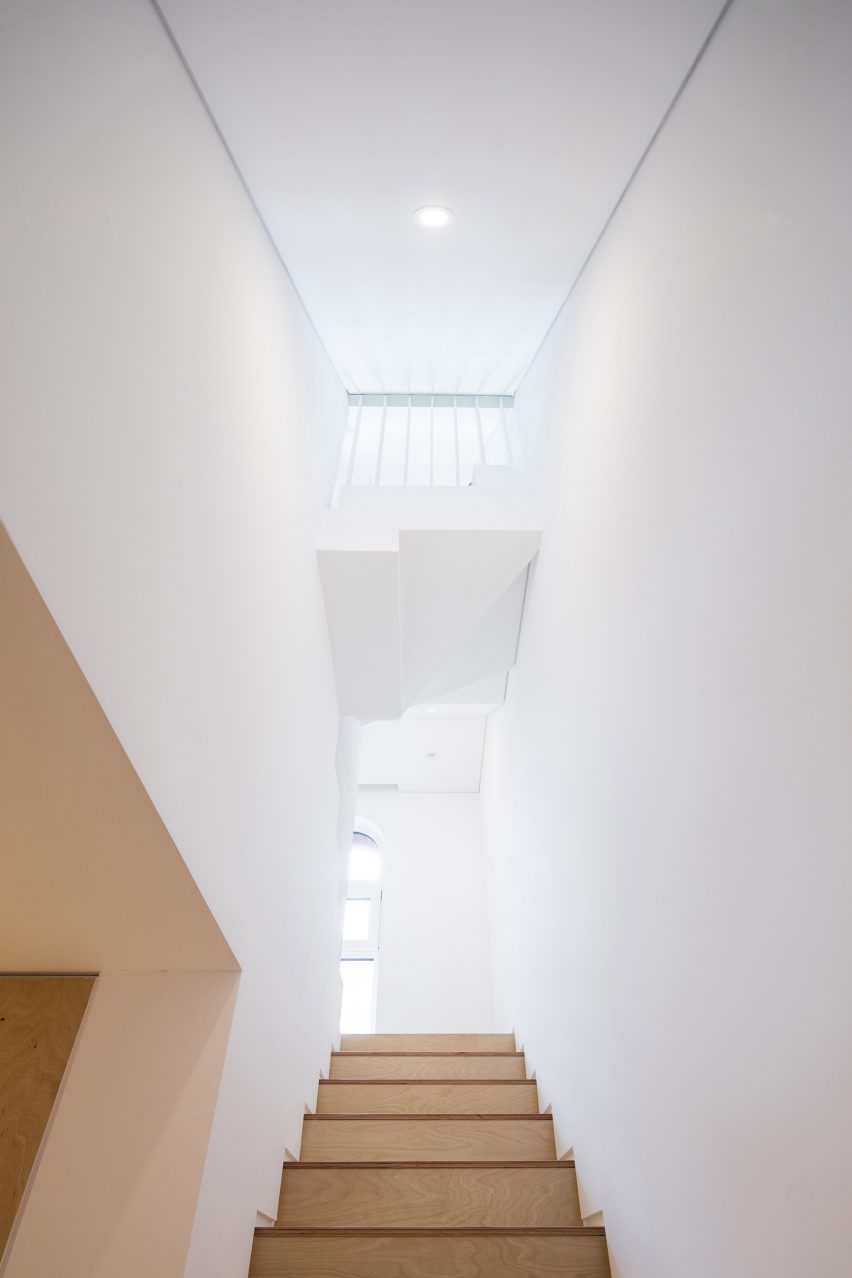 Five-Storey House by stpmj