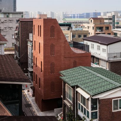 Five-Storey House by stpmj