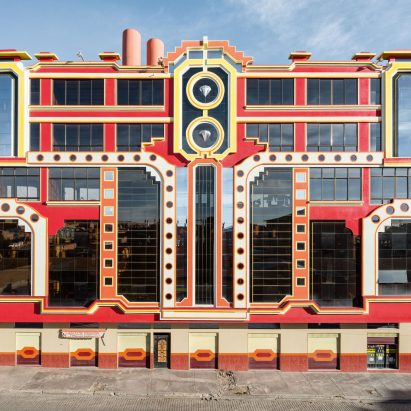 Freddy Mamani's work in El Alto, Bolivia