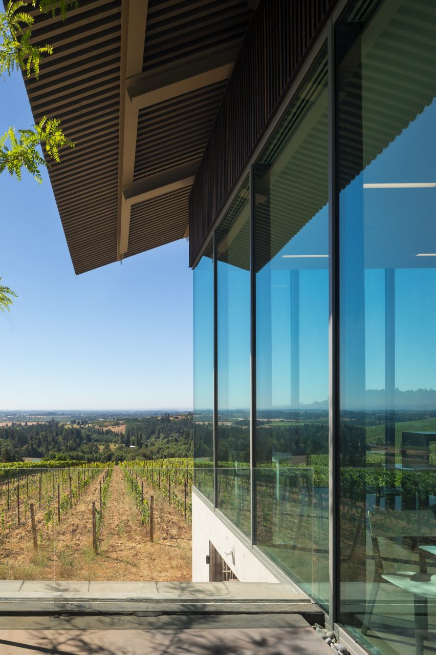 Furiosos Vineyards by Waechter Architecture