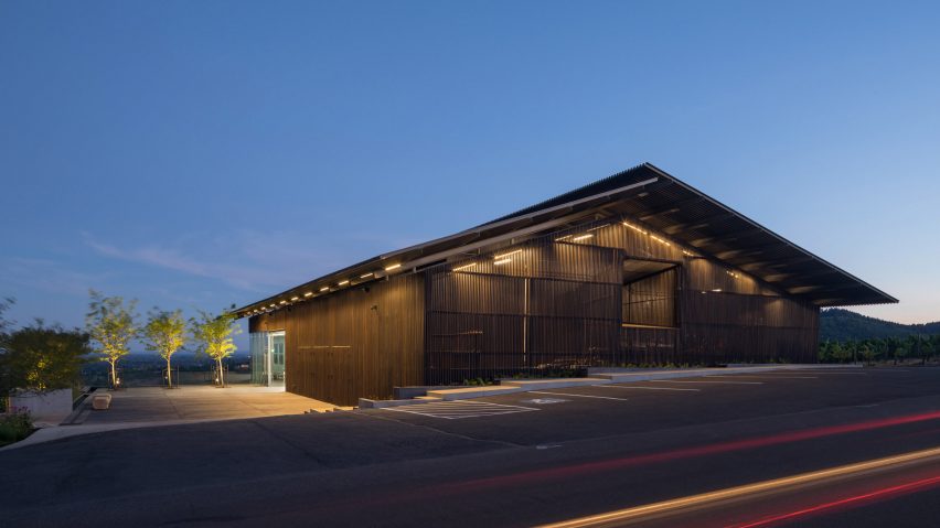 Furiosos Vineyards by Waechter Architecture