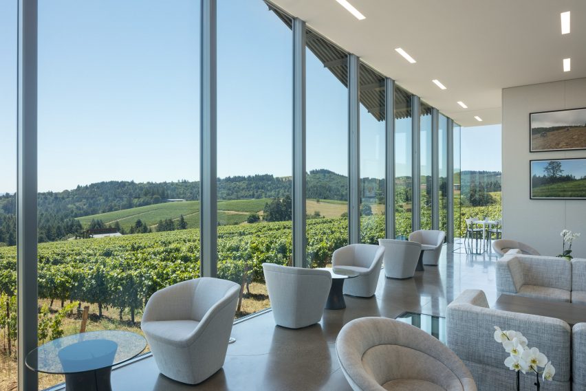 Furiosos Vineyards by Waechter Architecture
