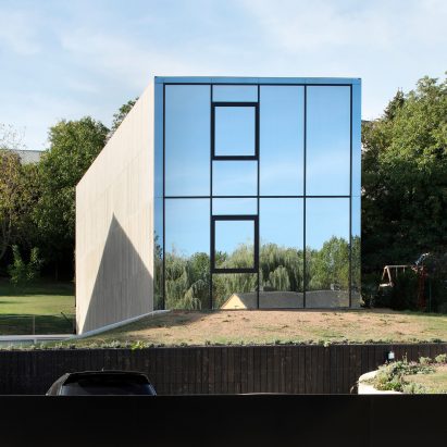 Hercule by 2001 in Luxembourg