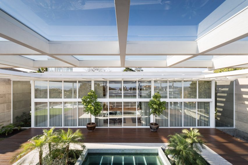 Jardim do Sol house by Hype Studio