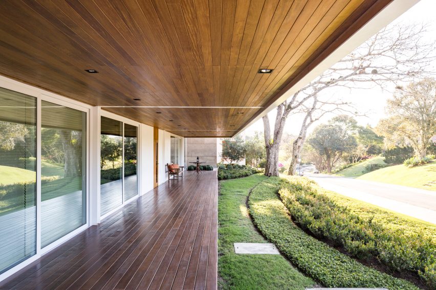 Jardim do Sol house by Hype Studio
