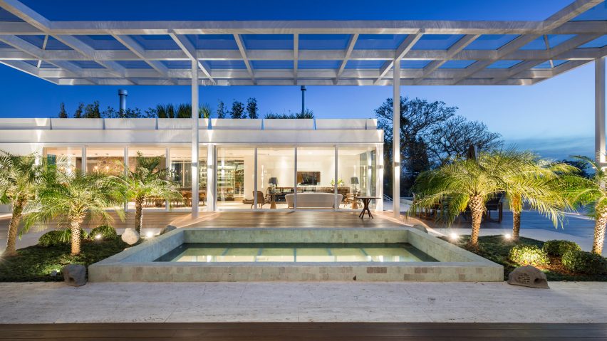 Jardim do Sol house by Hype Studio