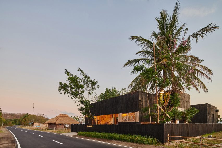 Kiyakabin resort by Atelier Riri