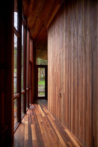 Casa Lluvia by Equipo Cazú Zegers