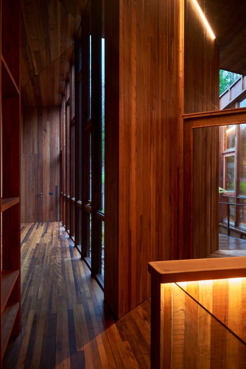 LLU House by Equipo Cazú Zegers