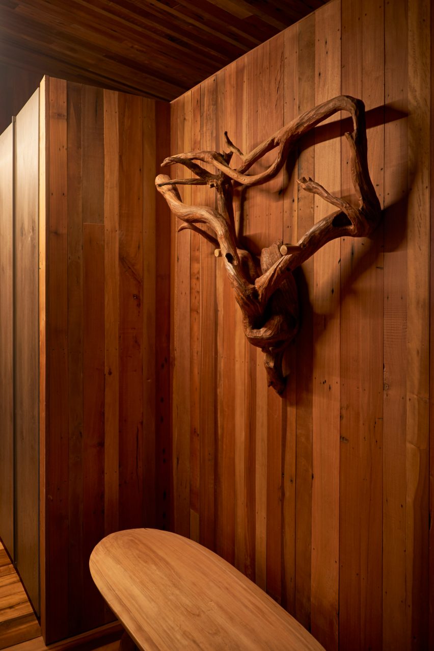 LLU House by Equipo Cazú Zegers
