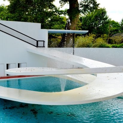Lubetkin's Penguin Pool, photo by FeinFinch