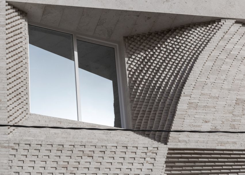 Mahallat residential building by CAAT Studio