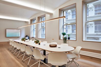 Meet in Place by Float Studio