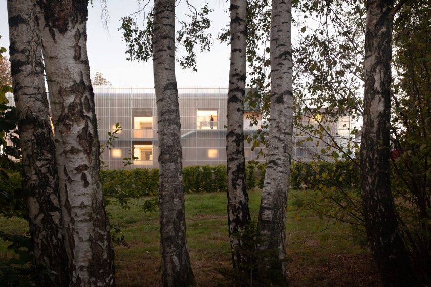 Nová Ruda kindergarten by Petr Stolín and Alena Mičeková
