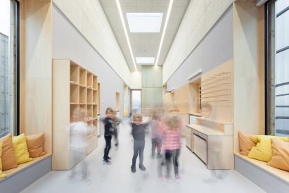 Nová Ruda kindergarten by Petr Stolín and Alena Mičeková