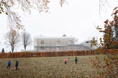 Nová Ruda kindergarten by Petr Stolín and Alena Mičeková