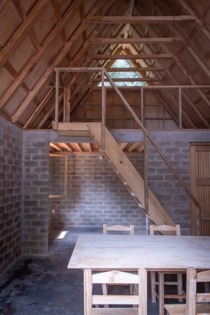 Housing in Ocuilan by Rozana Montiel