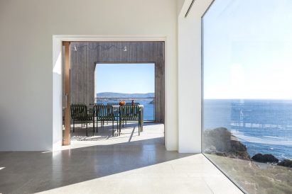 Holiday home on Karpathos by OOAK Architects