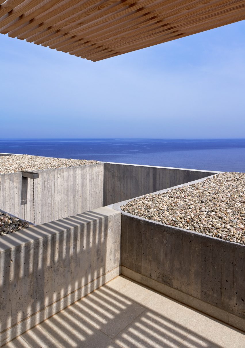 Patio House by OOAK Architects in Greece