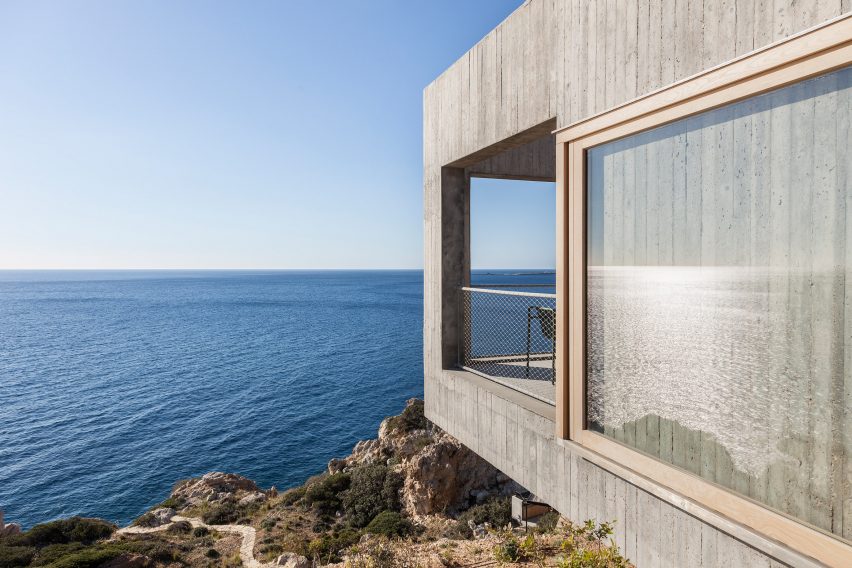 Patio House by OOAK Architects in Greece