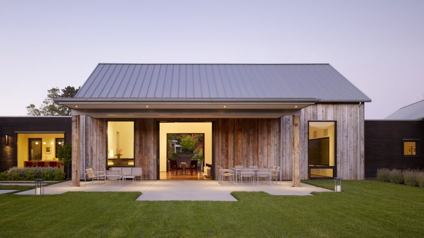 Portola Valley Barn by Walker Warner Architects