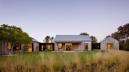 Portola Valley Barn by Walker Warner Architects