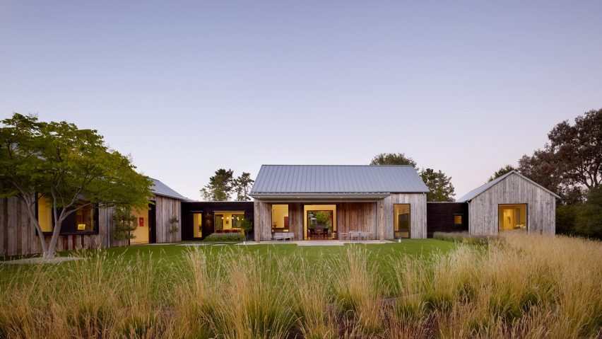 Portola Valley Barn by Walker Warner Architects