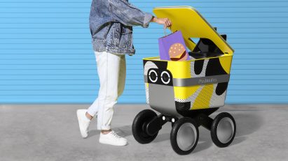 Serve delivery robot by New Deal Design and Postmates