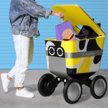 Serve delivery robot by New Deal Design and Postmates