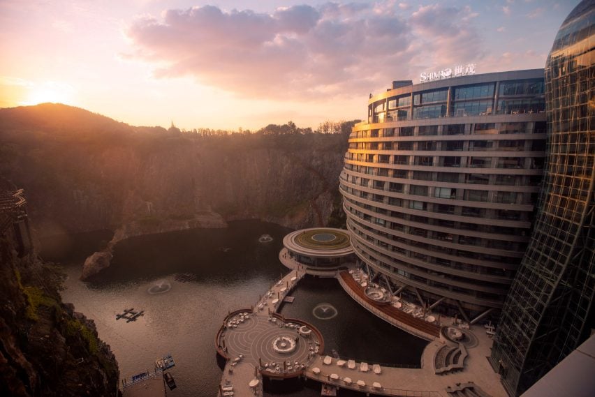 Quarry hotel: Shimao Wonderland Intercontinental Hotel in China by Jade+QA