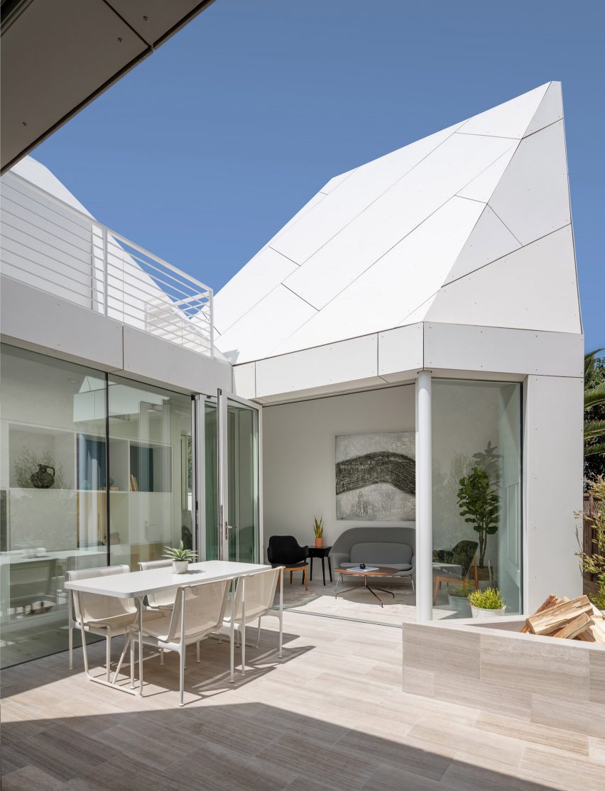 Second House by FreelandBuck