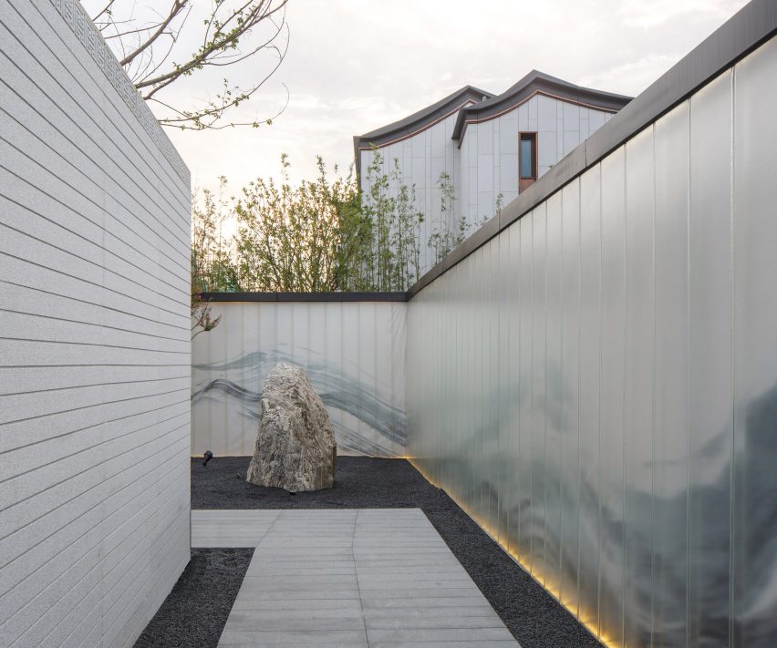 Shimao Longyin Leisure Center by Lacime Architects