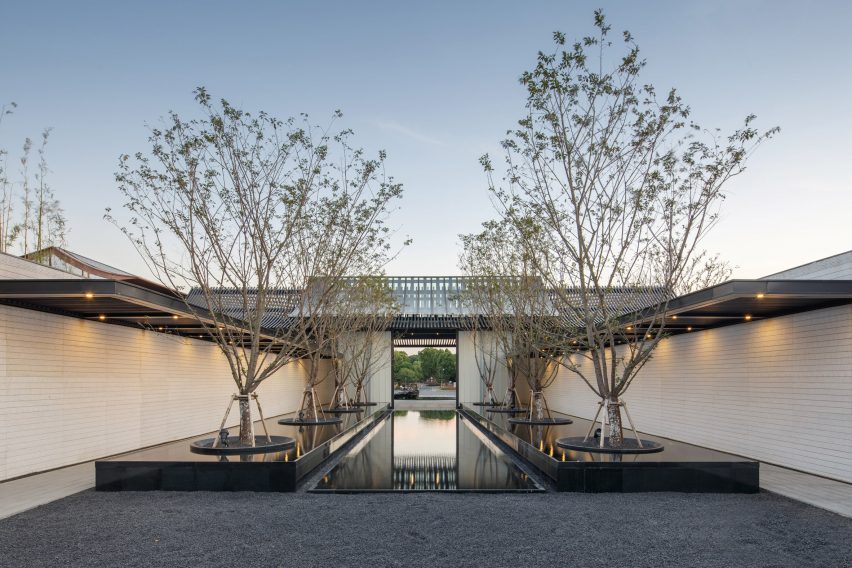 Shimao Longyin Leisure Center by Lacime Architects