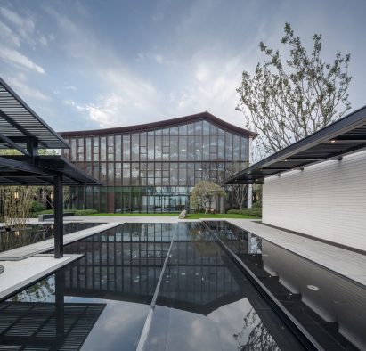 Shimao Longyin Leisure Center by Lacime Architects