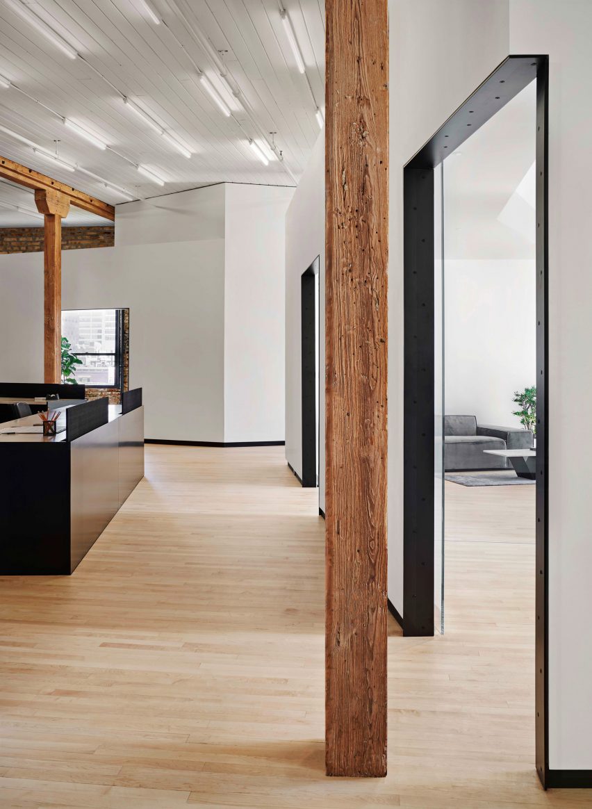 SY Offices by Vladimir Radutny Architects