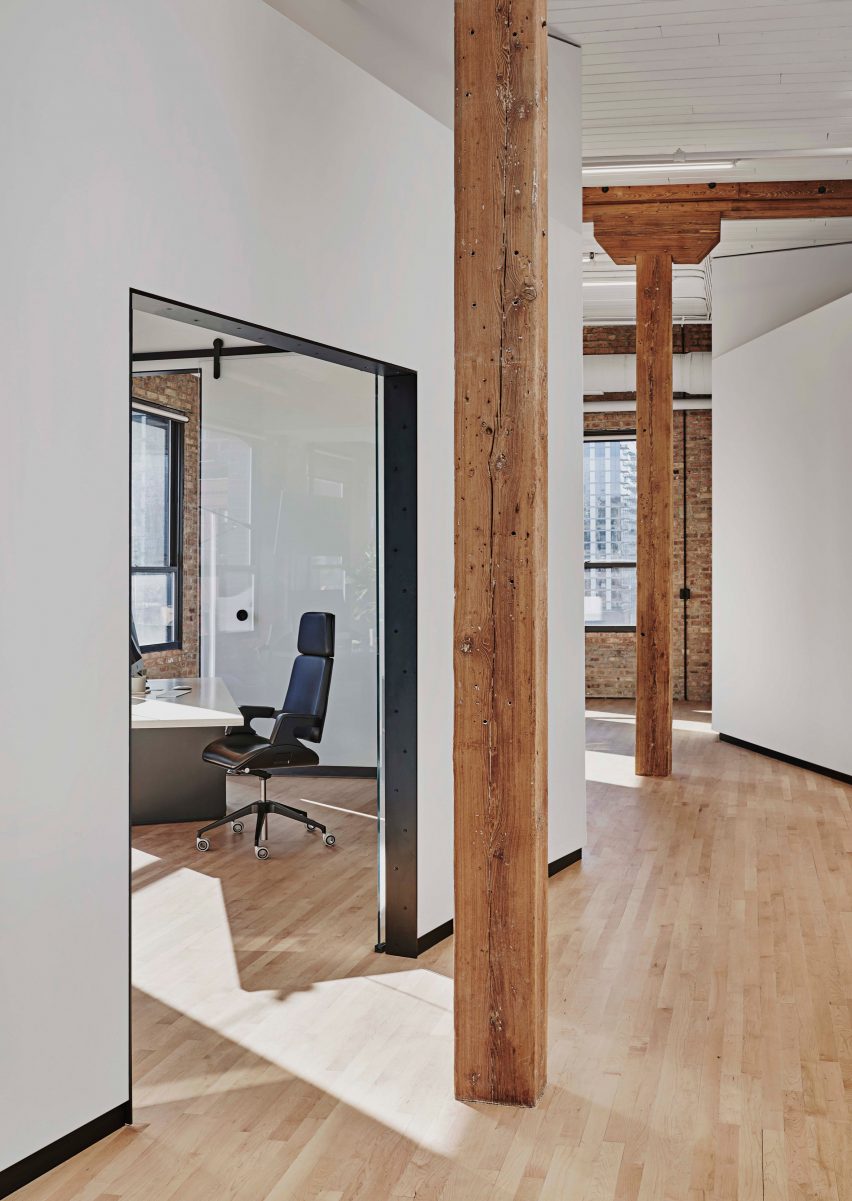 SY Offices by Vladimir Radutny Architects